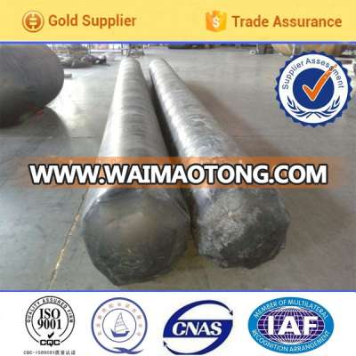 Inflatable rubber tubular forms for making concrete culverts